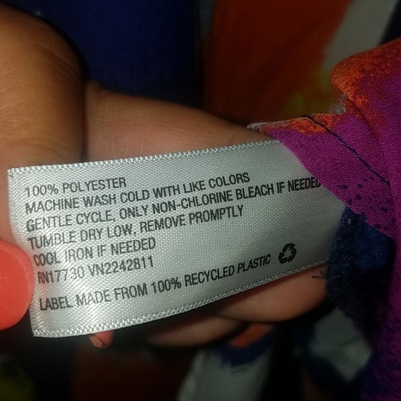 Multicolored button blouse - Picture 3 of 3